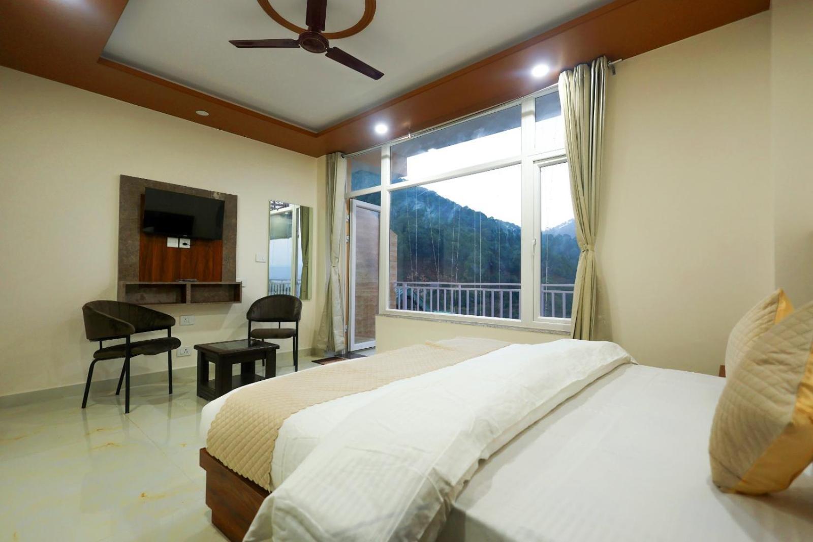 Hotel Mountain Shadow Kasauli Exteriér fotografie